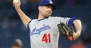 Dodgers Reportedly Sign RHP Daniel Hudson