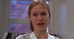 Julia Stiles, 42, recreates iconic scene from her teen comedy '10 Things I Hate About You'