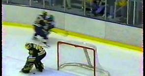 1998 NCAA Ice Hockey West Regional Final - Michigan vs North Dakota