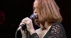Belinda Carlisle - Nobody Owns Me (Runaway Horses Tour '90)
