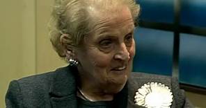 Muere Madeleine Albright, primera mujer secretaria de Estado de EEUU