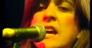 The Raincoats - "Go Away" and "No Side to Fall In" live