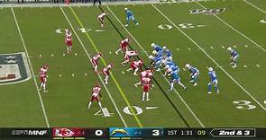 Mike Pennel overwhelms Bolts' OL to sack Rivers for big loss