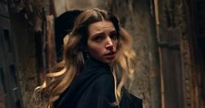 Aurora Ruffino is Bianca de Medici in "Medici: The Magnificent"