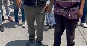 #UnCiudadanoMás hace 24 años con don Angel Diaz, su familia y vecinos CONSTRUIMOS LA CALLE Plutarco Elías Calles en el BARRIO PUENTE GRANDE; de la misma forma hemos Construido 20 calles en #Huehuetoca. CONTIGO Y CON TU VOTO VOY A CONSTRUIR EL MEJOR FUTURO PARA NUESTRAS FAMILIAS!! Jorge Martinez Santiago #VotaInteligenteVotaIndependiente #VotaJorgeMartinezSantiago #JuntosMejorandoLaSociedad Jorge Martinez Santiago #LaEstrellaDeHuehuetoca #HuehuetocaVOTAinteligenteVOTAindependiente | Jorge Martine