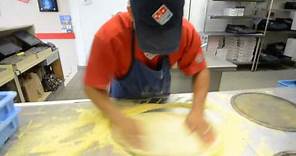 Domino's guy makes 3 Pizzas in 39 Seconds | Sarasota Herald-Tribune