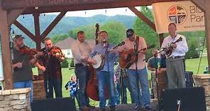 One of the best Bluegrass Bands I have ever heard,🎼🕺💃💤