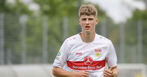 Talent des VfB Stuttgart: Luca Raimund hat sich im Profikader festgespielt
