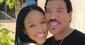 Lionel Richie fans shook over his 40-year-age gap with girlfriend