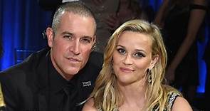 Reese Witherspoon and Jim Toth Reach Divorce Settlement 4 Months After Announcing Breakup