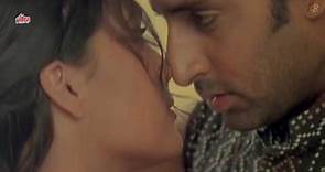 Lara Dutta and Abhishek Bachchan's | Mumbai Se Aaya Mera Dost | Romantic Kiss Scene