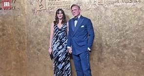 Daniel Craig and Rachel Weisz are hand in hand at Albie Awards