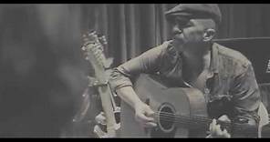 Foy Vance - "She Burns" (Acoustic From Blackbird Studios)
