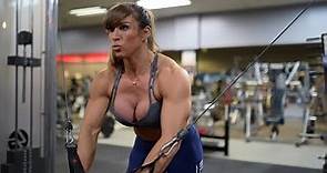 Going Heavy on Chest Day with Pro Strongwoman Kristen Graham