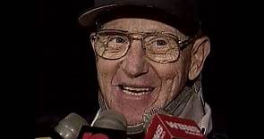 1995 clip: Lou Holtz sings Ohio State fight song