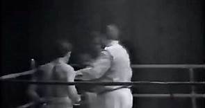 Nicolino Locche Vs Ismael Laguna (Rare Fight Footage)