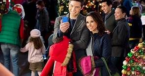 Family for Christmas - Stars Lacey Chabert and Tyron Leitso