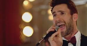 Wedding Crashers! Maroon 5 Surprises Brides and Grooms In 'Sugar' Video