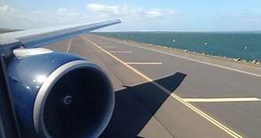 Delta Air Lines Boeing 777-200LR Landing at Sydney Kingsford-Smith International Airport