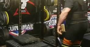 Dale peters ( masters) 260kg... - BIG DOGS Strongman Division