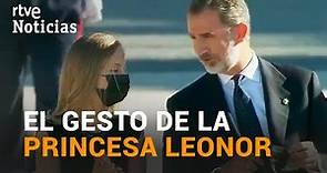 La princesa LEONOR recuerda a su padre, el rey FELIPE VI, que debe ponerse la MASCARILLA | RTVE