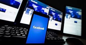 Facebook valued at $104bn as share price unveiled