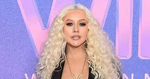 Christina Aguilera’s Gorgeous & Curvy Bikini Photos Are All About Her Ongoing Self-Love Journey