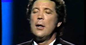 Tom Jones - A boy from nowhere live at the Palladium