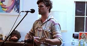 Vance Joy - Riptide (Live)