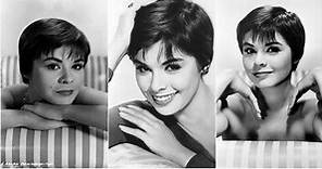 Beautiful Photos of Young Neile Adams, the First Wife of Steve McQueen