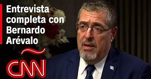 Entrevista con Bernardo Arévalo, ganador de las elecciones presidenciales de Guatemala