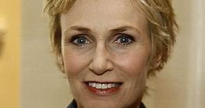 Jane Lynch Height, Weight, Age, Girlfriend, Family, Facts, Biography