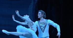 SWAN LAKE - Bolshoi Ballet in Cinema (Official trailer)
