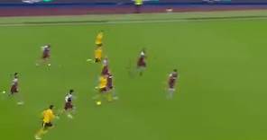 Nayef Aguerd makes brilliant tackle ⚒️