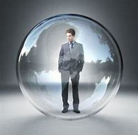 Resultado de imagen de hombre dentro de una burbuja