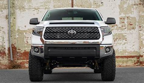Lifted 2020 Toyota Tundra with 20X9 Fuel Triton Wheels and 6 inch Rough