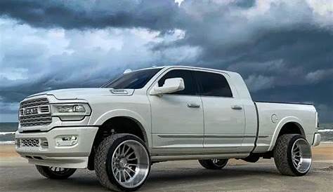 How Does a Leveling Kit Affect Your Truck? | 12 Pros & Cons