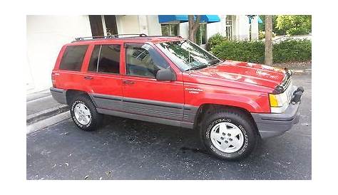 Find used Red 1995 Jeep Grand Cherokee 4dr Laredo DVD 4x4 Leather No