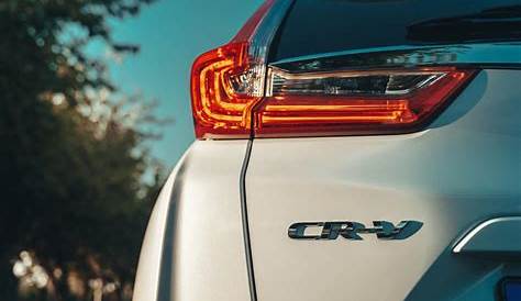 Honda CR-V Hybrid AWD SR 2018 review | Autocar
