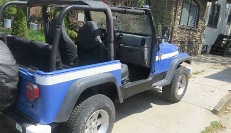 blue jeep wrangler soft top