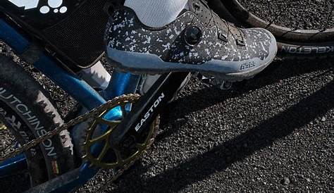 Off-road limited edition cycling shoes - Terra Atlas Splash - Fizik