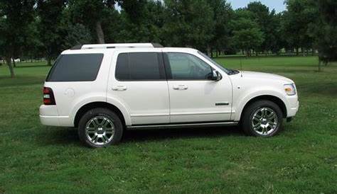 Buy used 2007 Ford Explorer Limited Sport Utility 4-Door 4.6L in Akron
