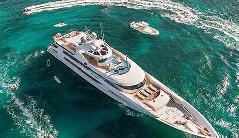 charter a yacht for vacation in croatia