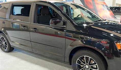 dodge grand caravan how many seats