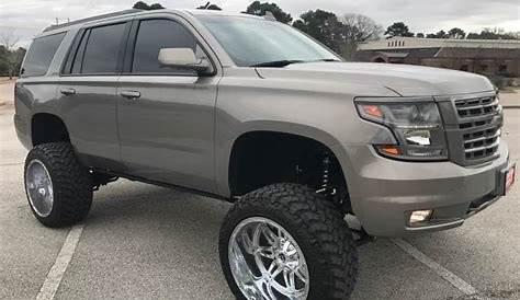Chevrolet Tahoe equipped with a Fabtech 6" Lift Kit in 2021 | Chevrolet