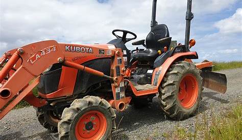 Tractor (Kubota B2601 Compact Tractor) - WCF Hire