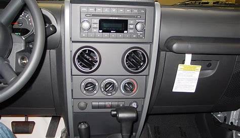 how to remove 2013 jeep radio