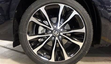 2018 Toyota Corolla SE Wheel and Tire Photo #124840699 | GTCarLot.com