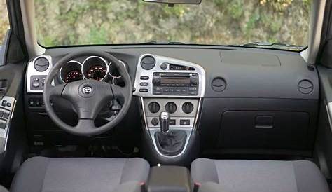 2005 - 2008 Toyota Matrix Radio Removal – ForAudioGeeks.Com