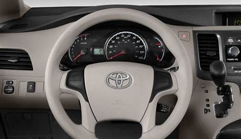 2011 Toyota Sienna Pictures: Dashboard | U.S. News & World Report
